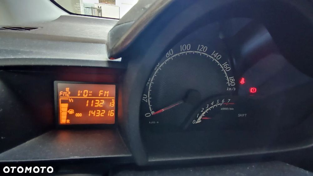 Toyota iQ 1.0 Sol - 2