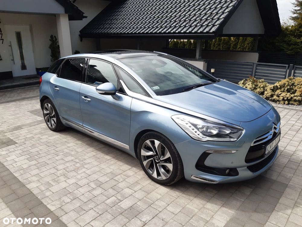 Citroën DS5 2.0 HDi SoChic - 1