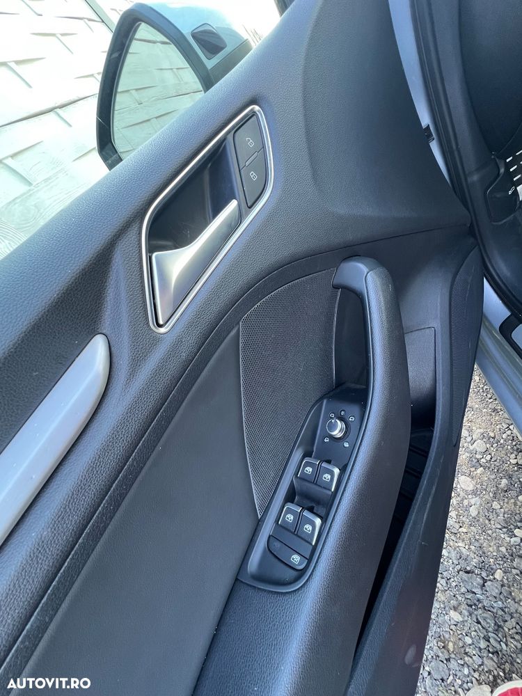 Audi A3 2.0 TDI S tronic Sport - 17