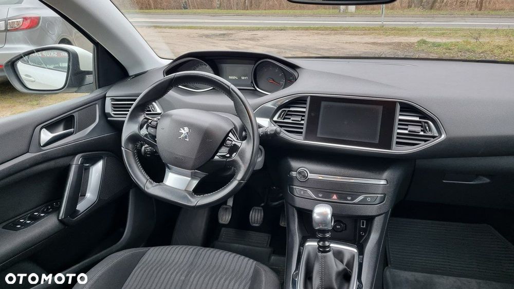 Peugeot 308 - 17