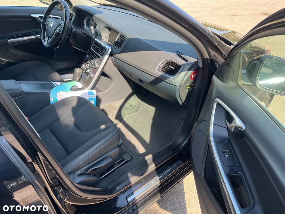 Volvo S60 D3 Geartronic Momentum - 15