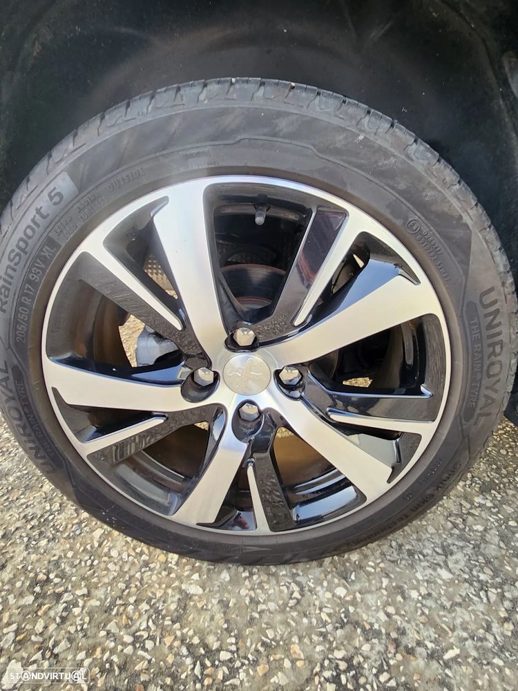 Peugeot 2008 PureTech 110 Stop&Start EAT6 GT-Line Edition - 7