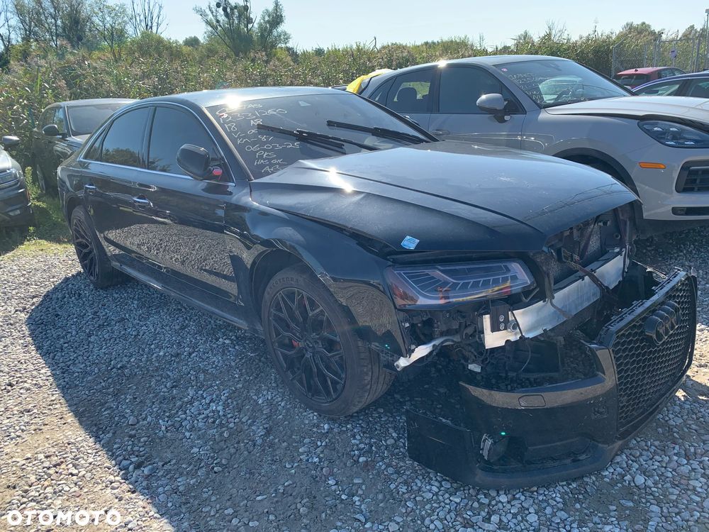 Audi A8 4.0 TFSI Quattro - 2