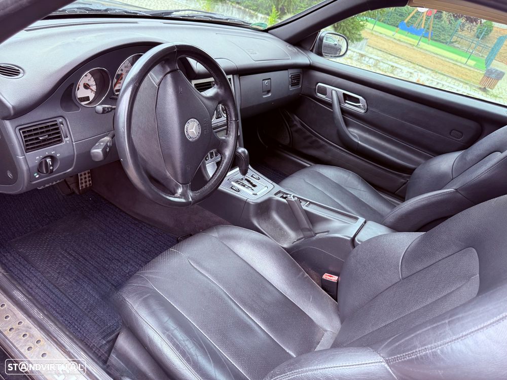 Mercedes-Benz SLK 230 - 8