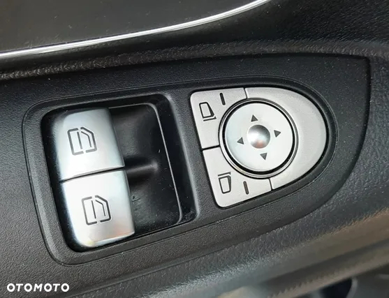 Mercedes-Benz VITO - 19