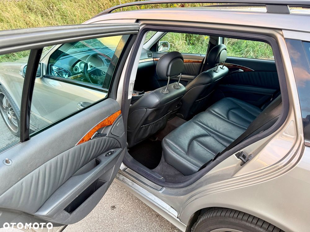 Mercedes-Benz Klasa E 500 4-Matic T Avantgarde - 6