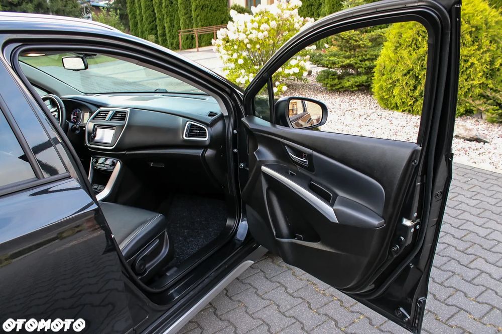 Suzuki SX4 S-Cross 1.6 DDiS Premium - 20