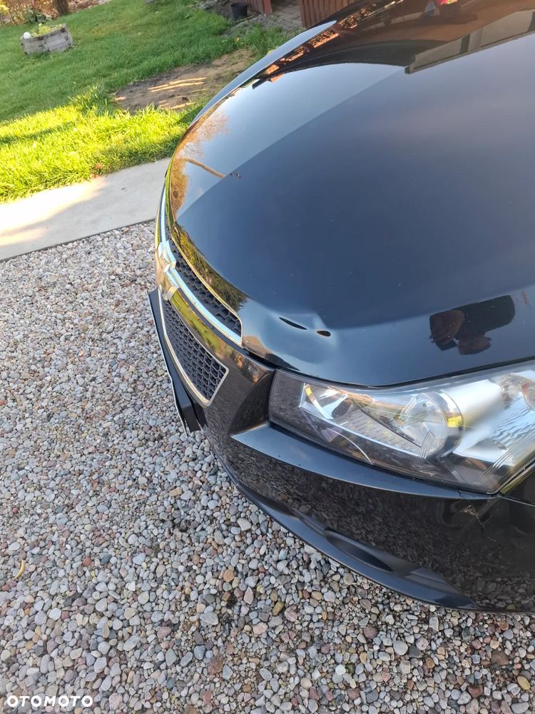 Chevrolet Cruze 2.0 LS - 10