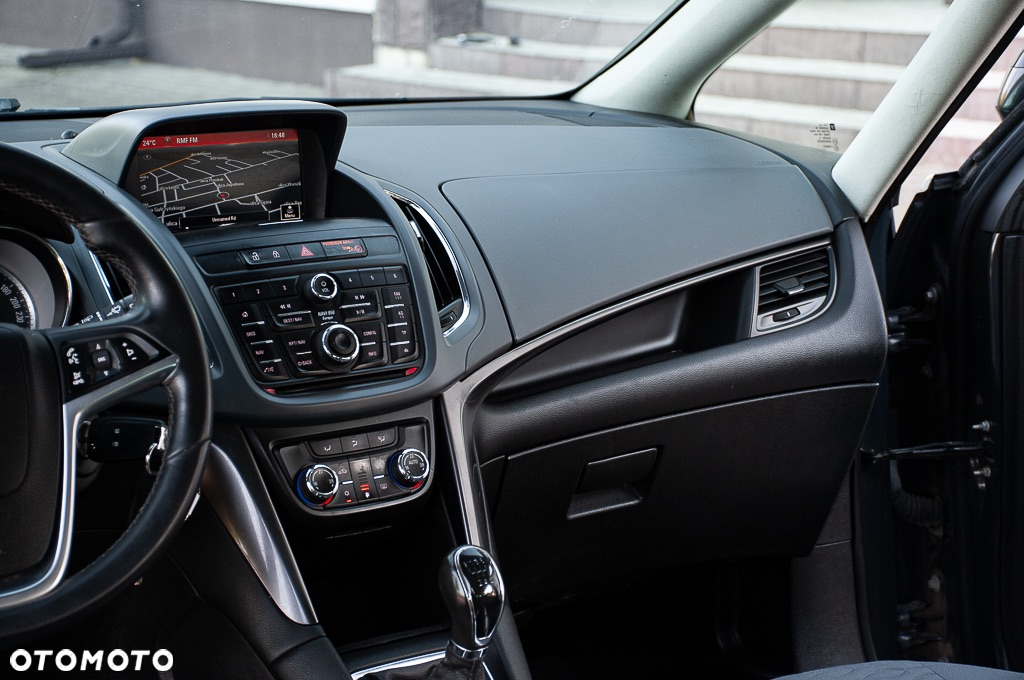 Opel Zafira - 38