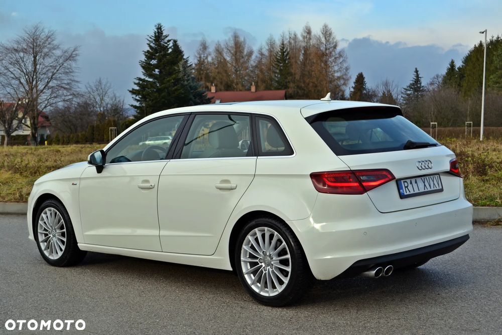 Audi A3 Sportback - 4