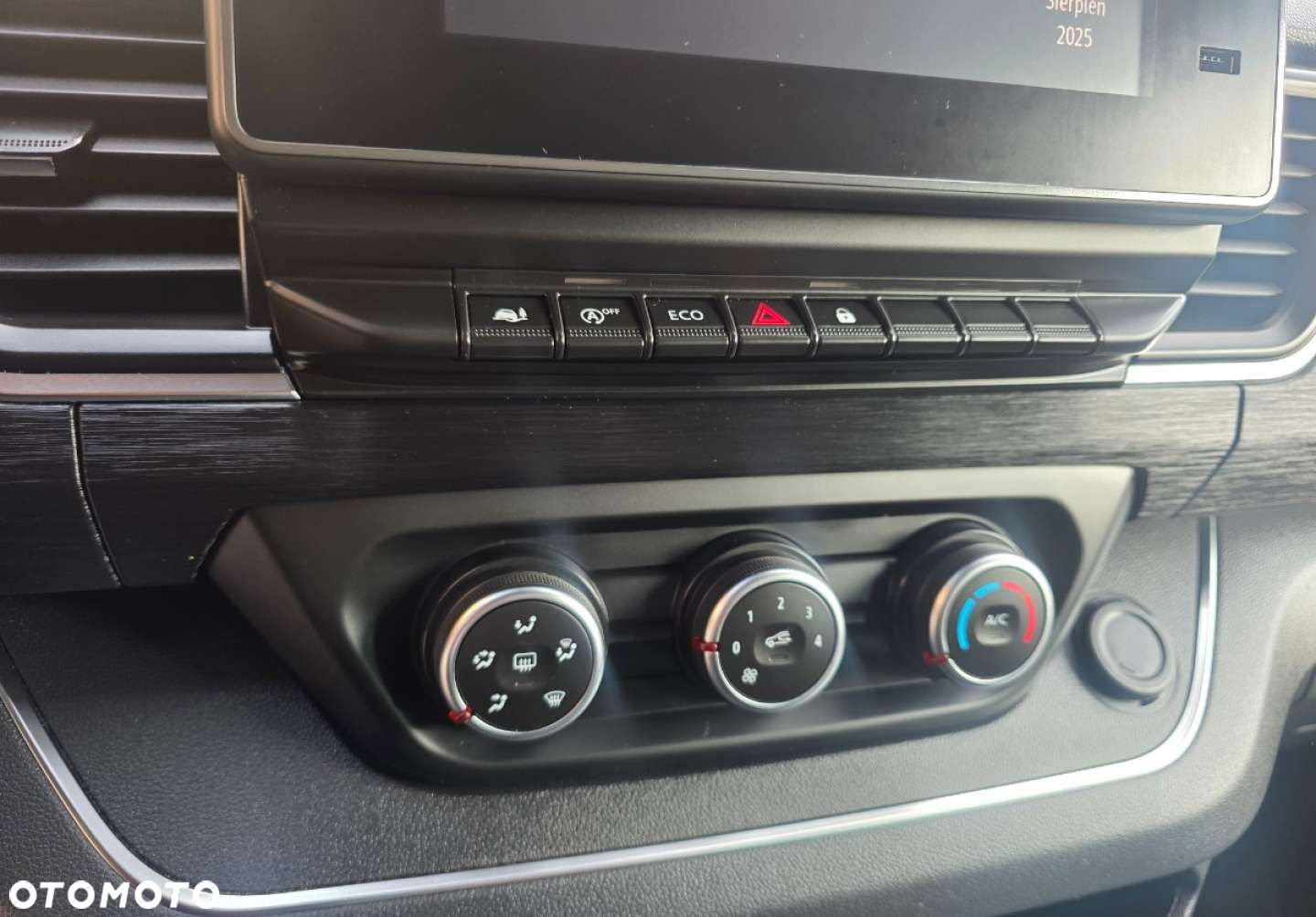 Renault Trafic - 16