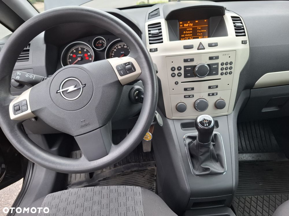 Opel Zafira 1.8 Family - 12