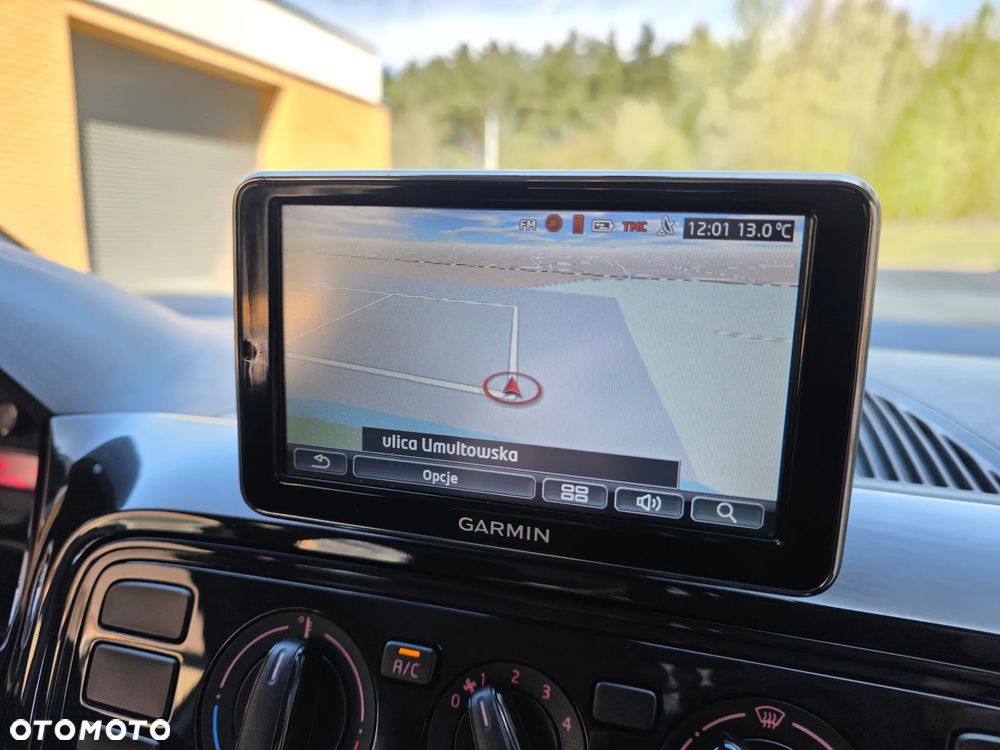 Volkswagen up! 1.0 move CityLine - 16