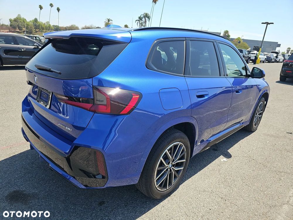 BMW X1 - 4