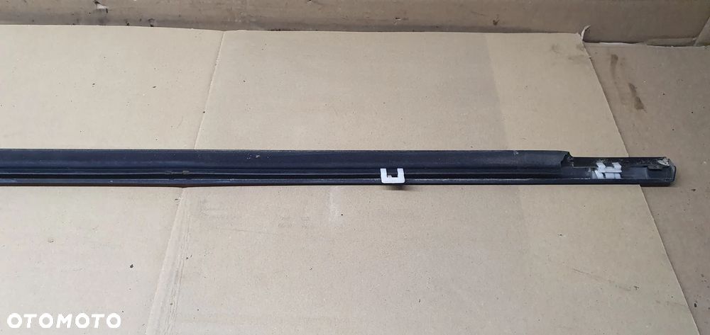 Listwa zgarniająca drzwi szyby prawy przód przednia prawa Rover 75 - 5
