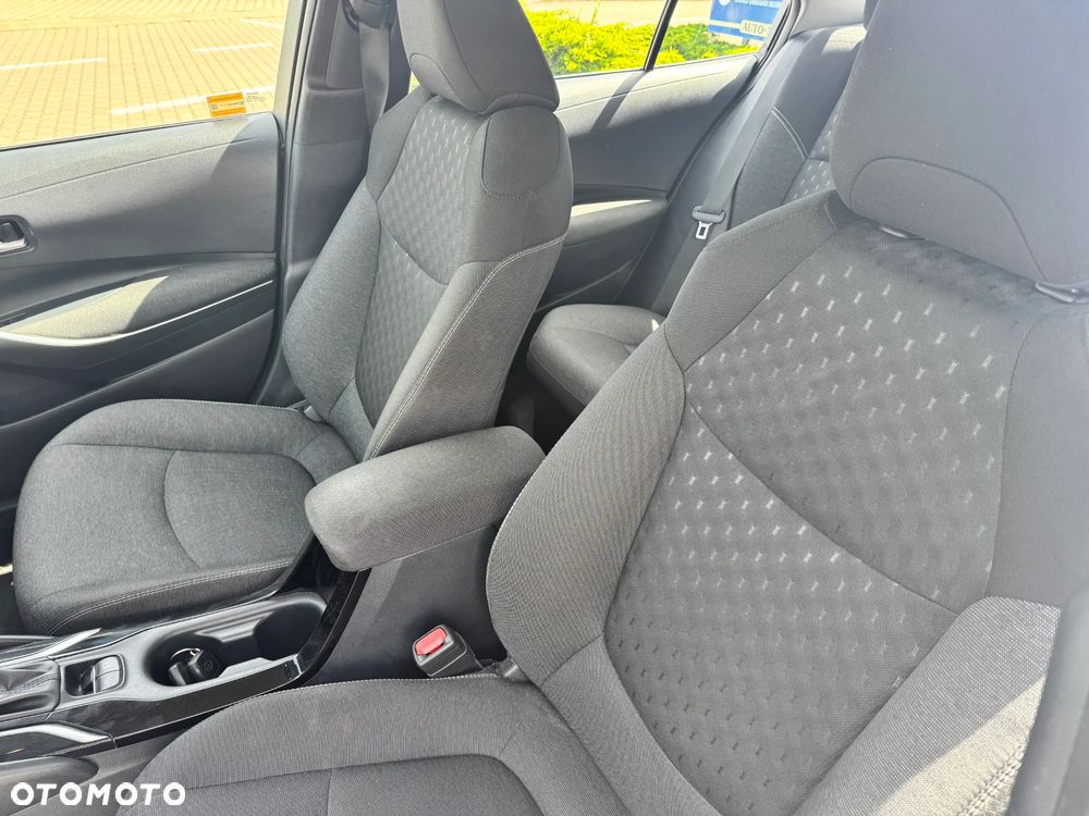 Toyota Corolla 1.8 Hybrid Comfort - 13