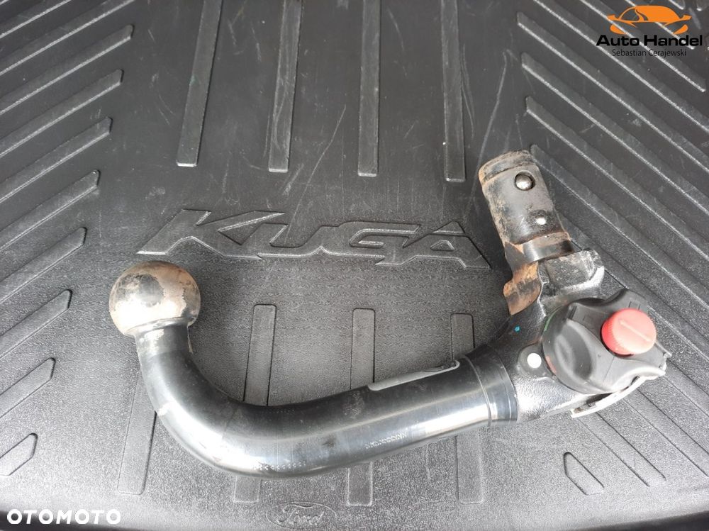 Ford Kuga 1.5 EcoBoost 2x4 Titanium - 16