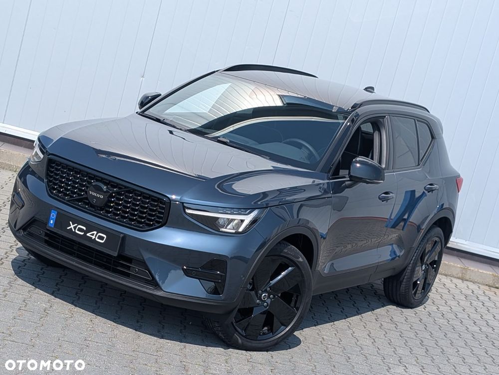 Volvo XC 40 B4 AWD Ultimate Dark - 1