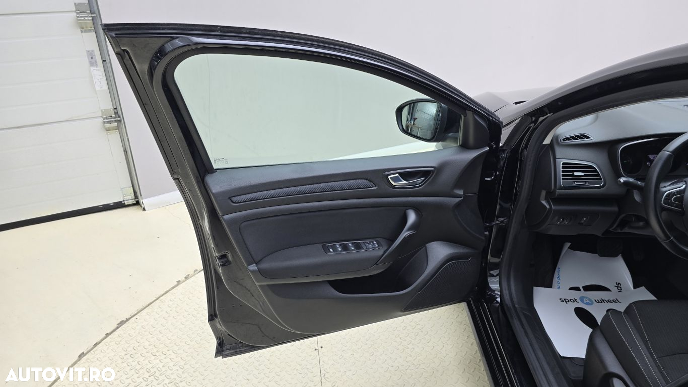 Renault Megane - 10