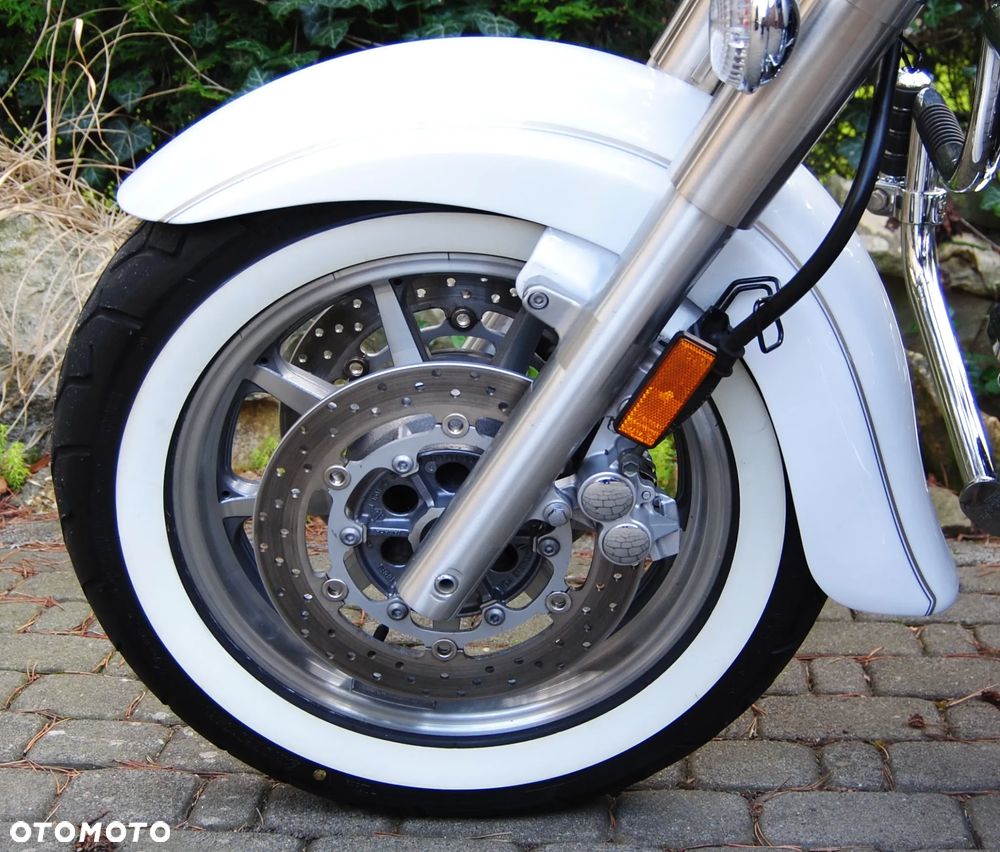 Yamaha Road Star - 24