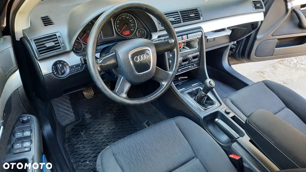 Audi A4 Avant 1.6 - 5