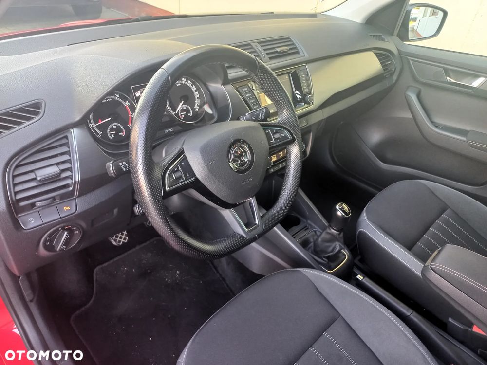 Skoda Fabia - 11