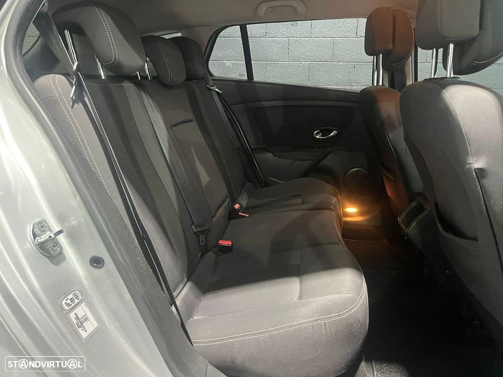 Renault Mégane Sport Tourer 1.5 dCi Dynamique - 11