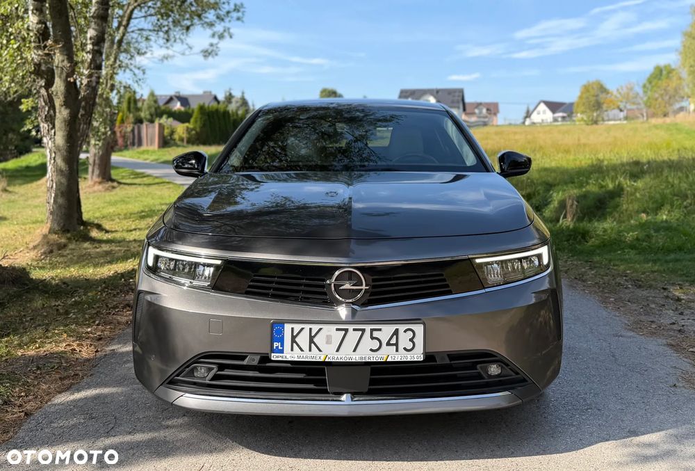 Opel Astra 1.2 T Elegance S&S - 3