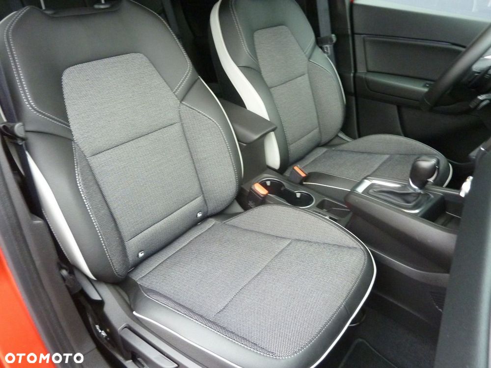 Renault Captur - 15