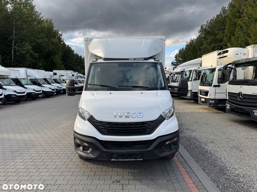 Iveco DAILY 60c16 50C15 50C17 35C14 35C15 35C17 35C18 70C17 72C15 70C18 Izoterma Chłodnia  9/8 euro palet - 3