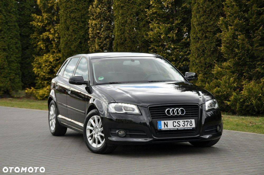 Audi A3 Sportback - 2