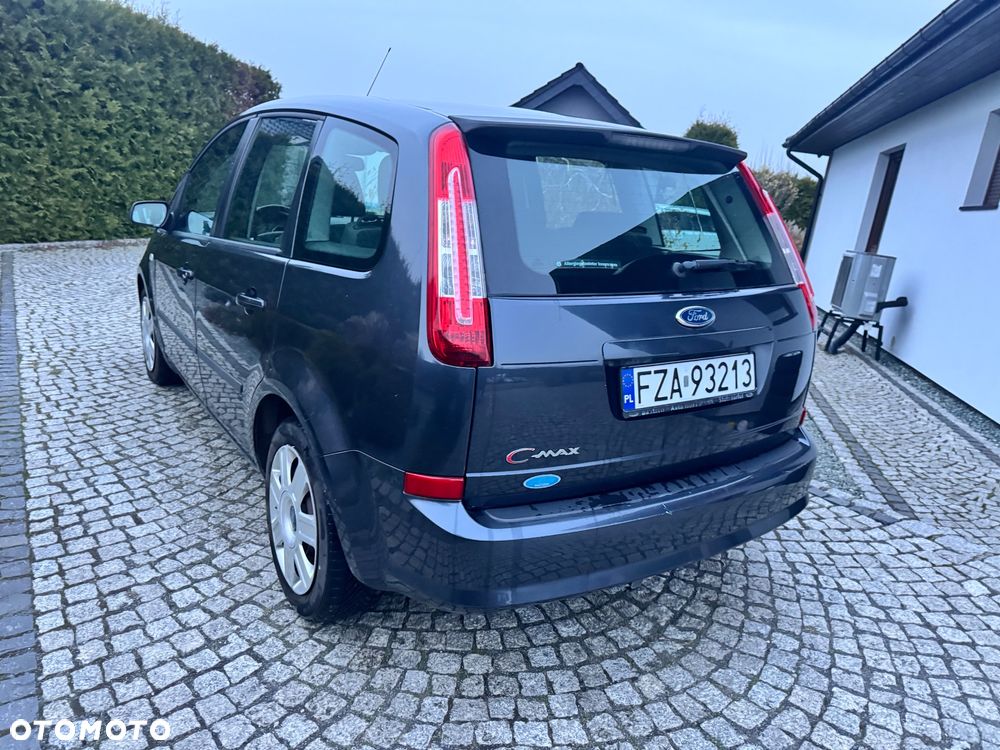 Ford C-MAX - 13