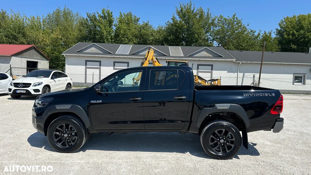 Toyota Hilux 2.8D 204CP 4x4 Double Cab AT MHEV Invincible Color Edition (3E5) - 5