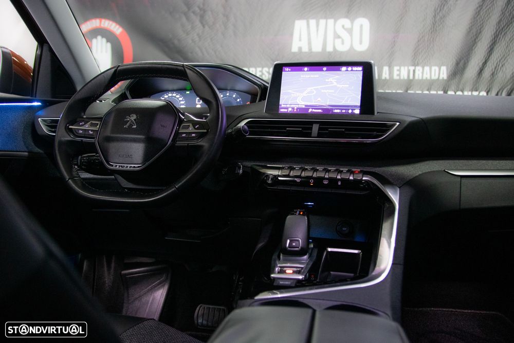 Peugeot 3008 1.2 PureTech Allure EAT8 - 9