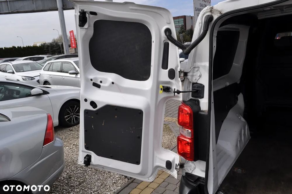 Toyota PROACE - 32
