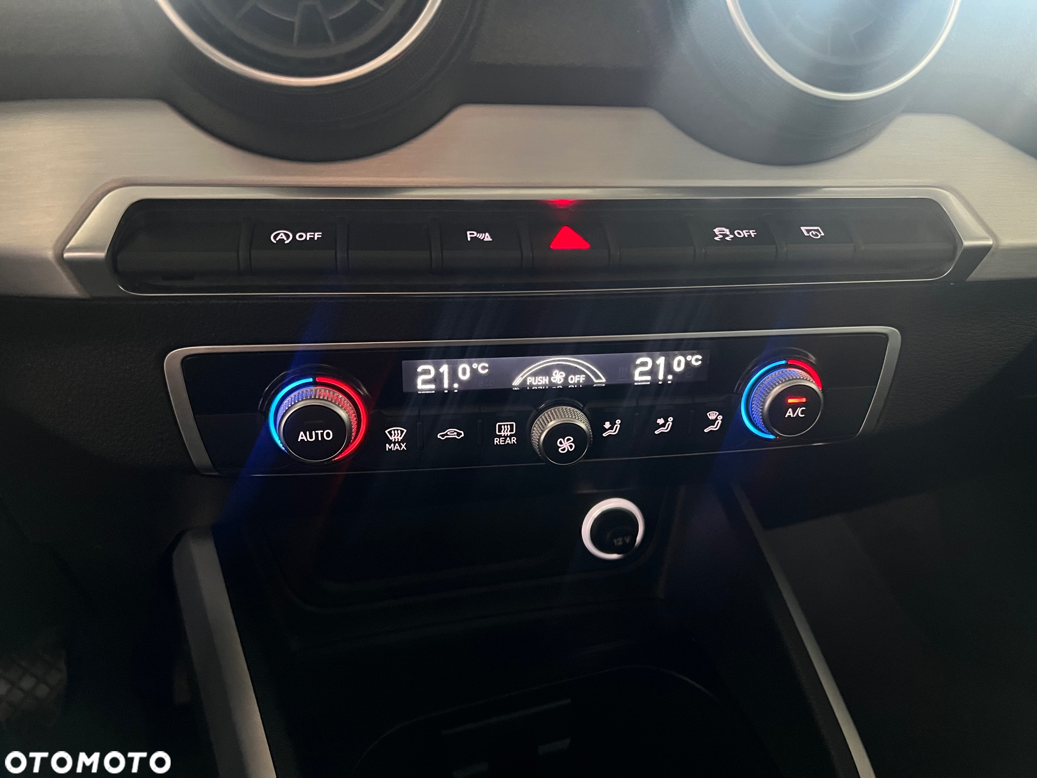 Audi Q2 - 19