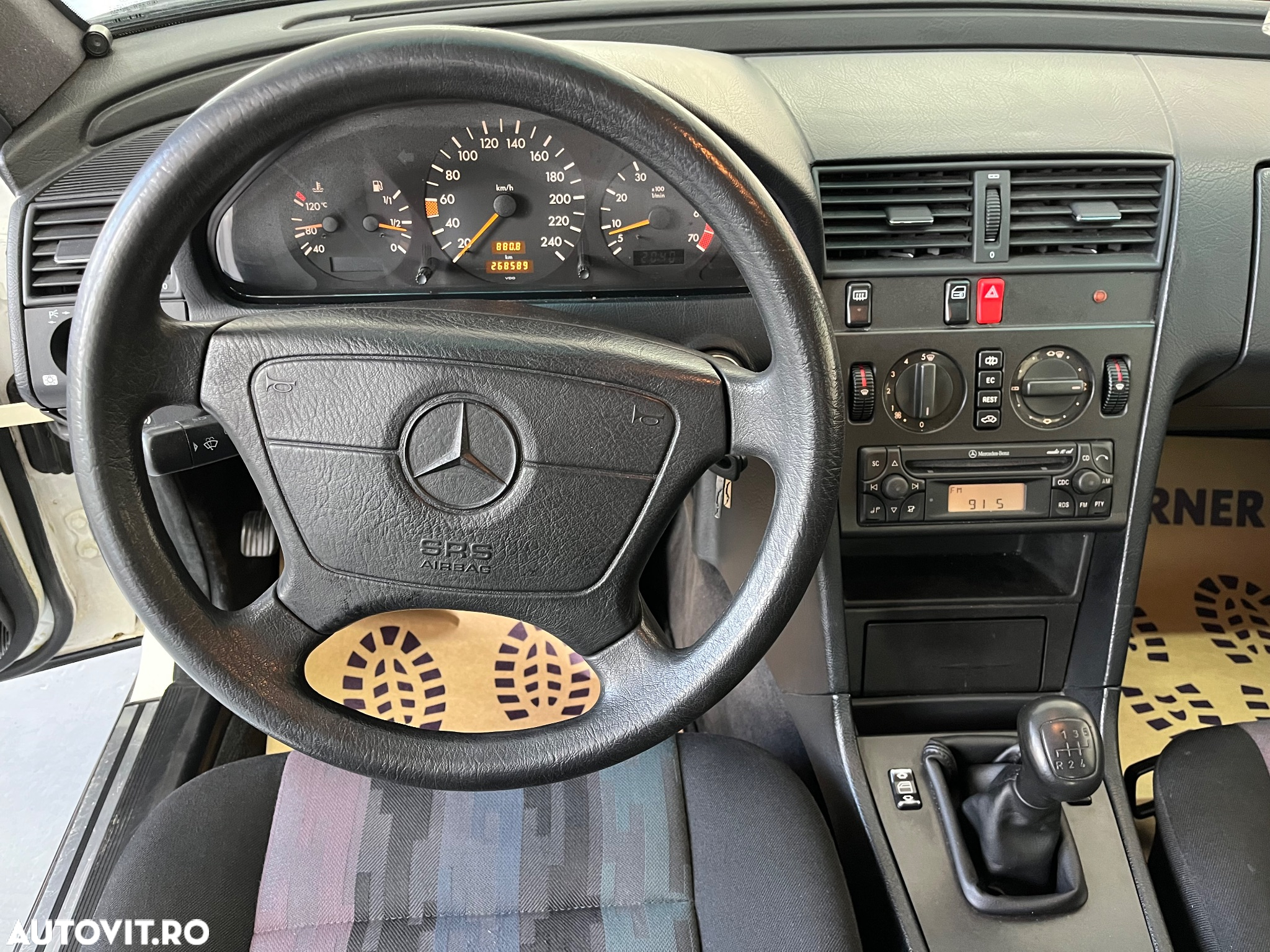 Mercedes-Benz C - 11