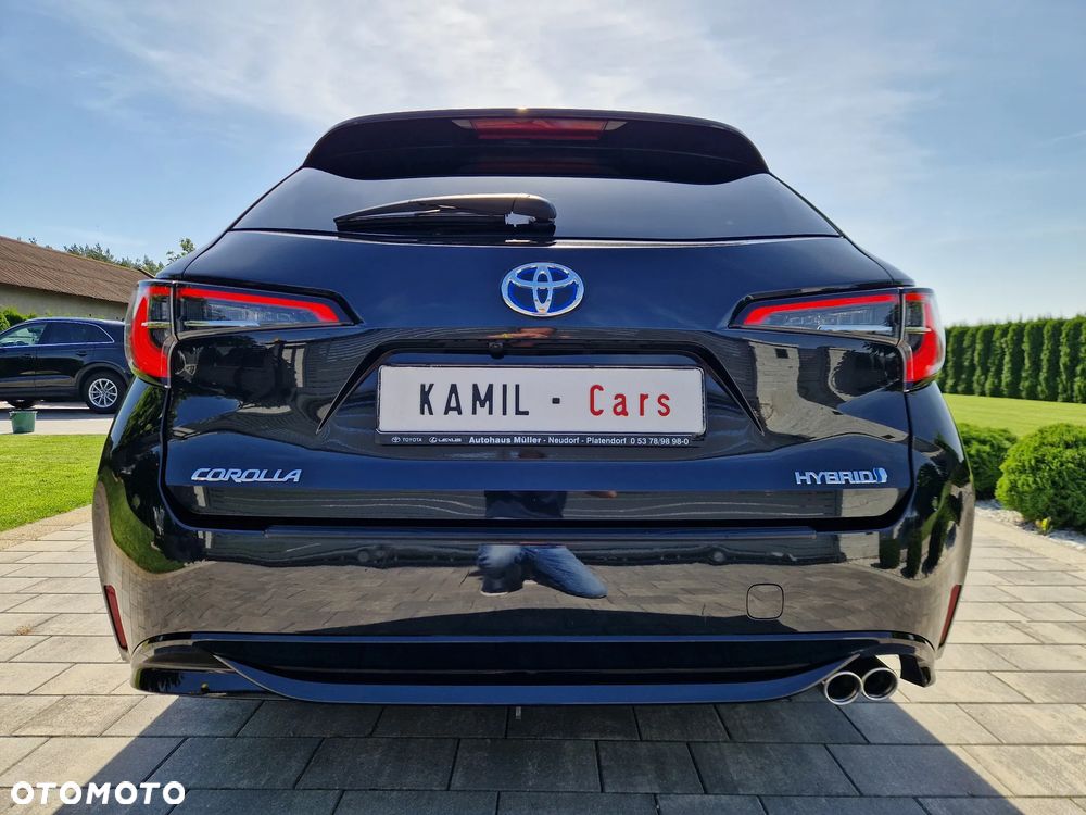 Toyota Corolla 2.0 Hybrid Executive - 7