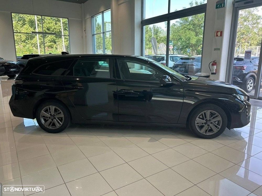 Peugeot 308 1.2 Hybrid Style e-DCS6 - 4