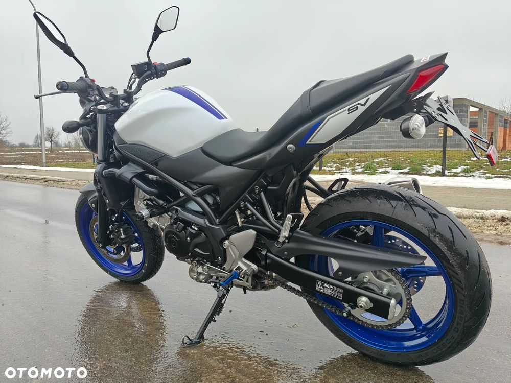 Suzuki SV - 6