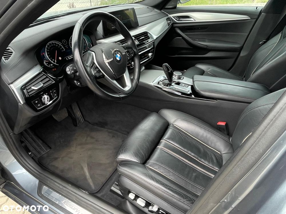 BMW Seria 5 520d xDrive Luxury Line - 12