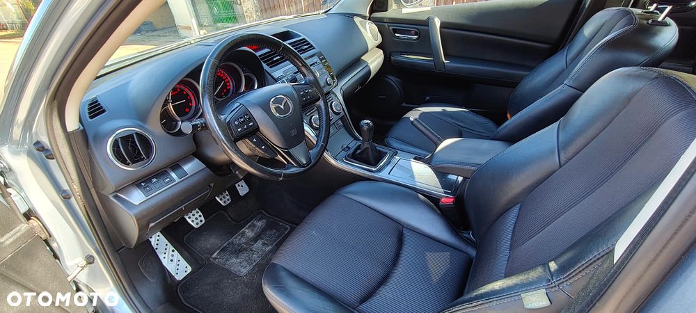 Mazda 6 2.0 Exclusive + - 6