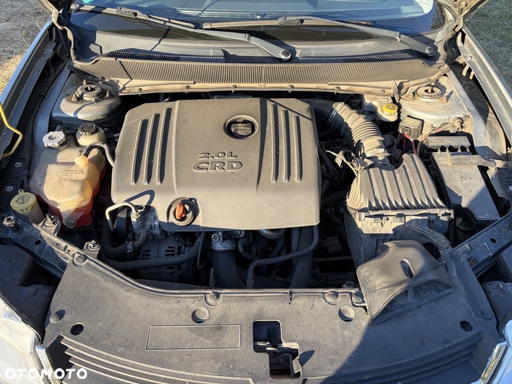 Dodge Avenger - 8