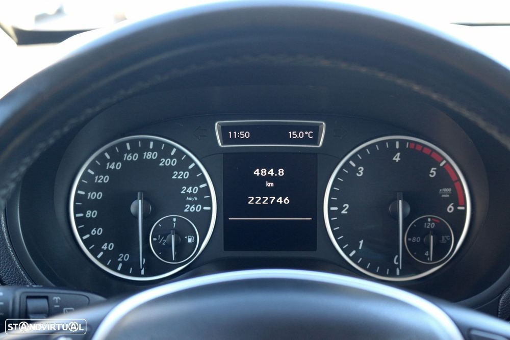 Mercedes-Benz B 180 CDi BlueEfficiency - 22