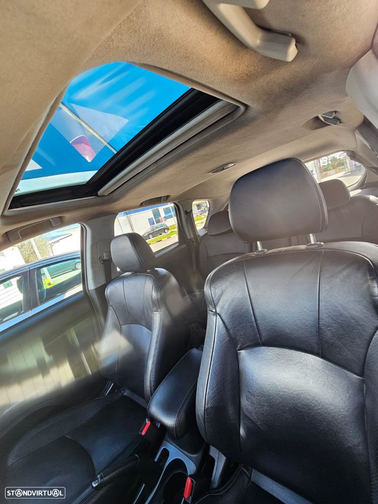 Mitsubishi Outlander 2.0 DI-D Instyle 4WD - 18