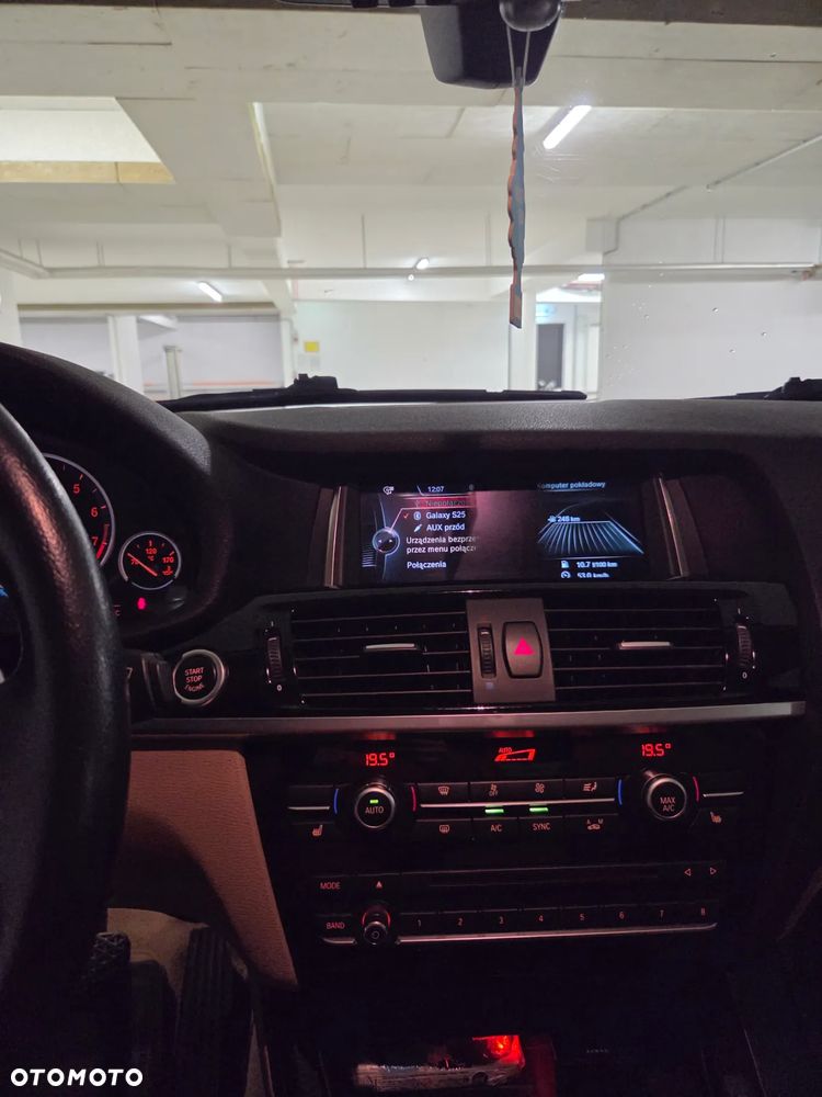 BMW X4 xDrive28i xLine - 15