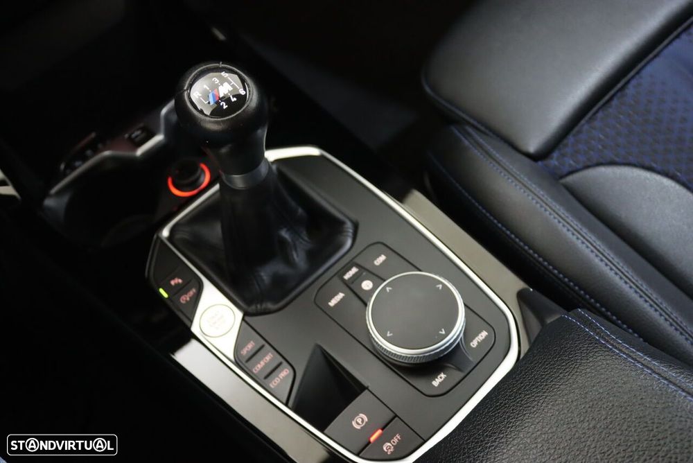 BMW 116 d Pack Desportivo M - 15
