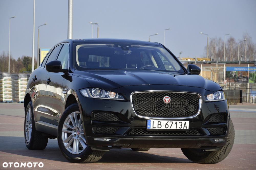 Jaguar F-Pace 30t AWD Prestige - 1
