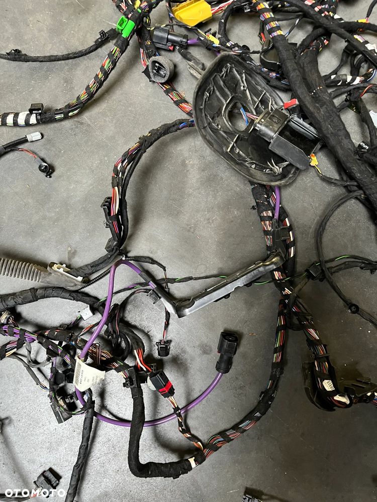 SKODA OCTAVIA IV KOMBI WIĄZKA INSTALACJA WNĘTRZA - 15