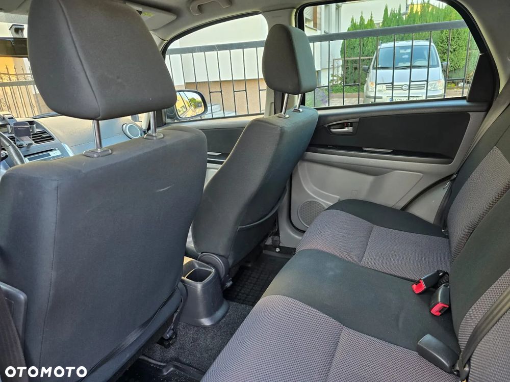 Suzuki SX4 1.9 DDiS 4WD GS / Premium - 8